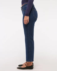 Curve Love Low Rise Cropped Boot Jean